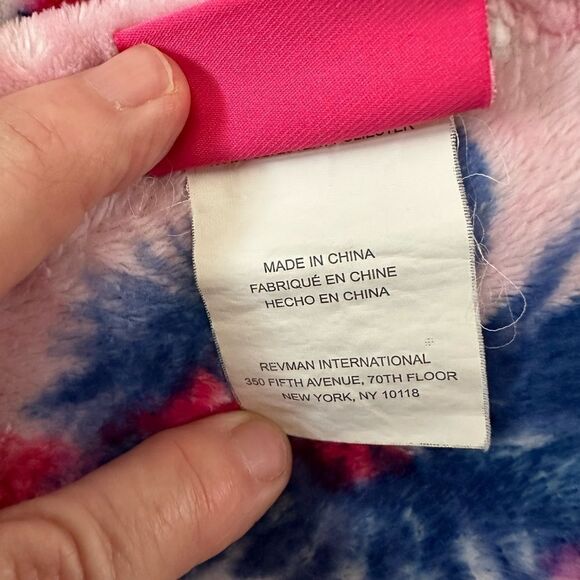 Betsey Johnson Oversized Plush Throw Skull Pink 70” X 50” - Picture 9 of 10